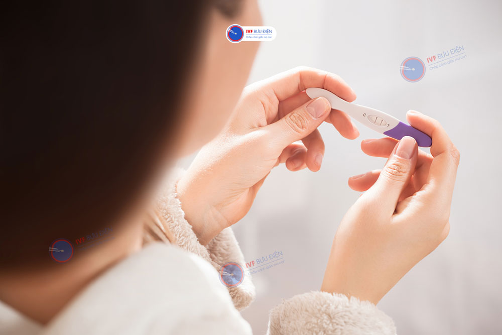 Nếu thời gian quan hệ trên 6 tháng không mang thai thì bạn nên đi khám sức khoẻ sinh sản