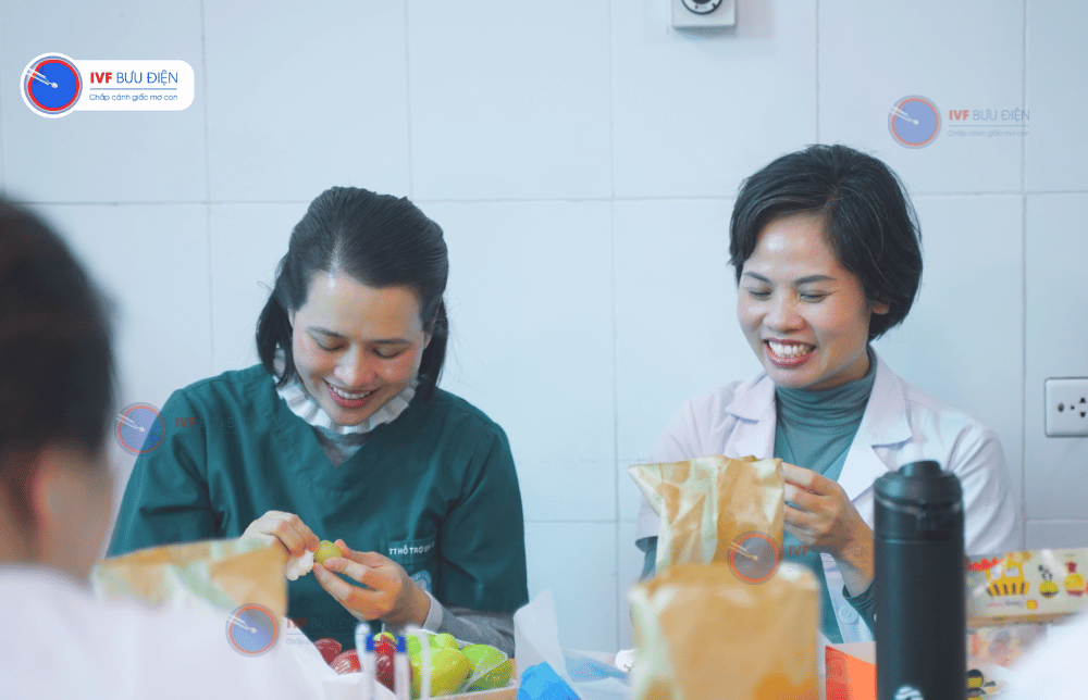 Những thiên thần áo trắng của IVF Bưu điện ngày 8/3
