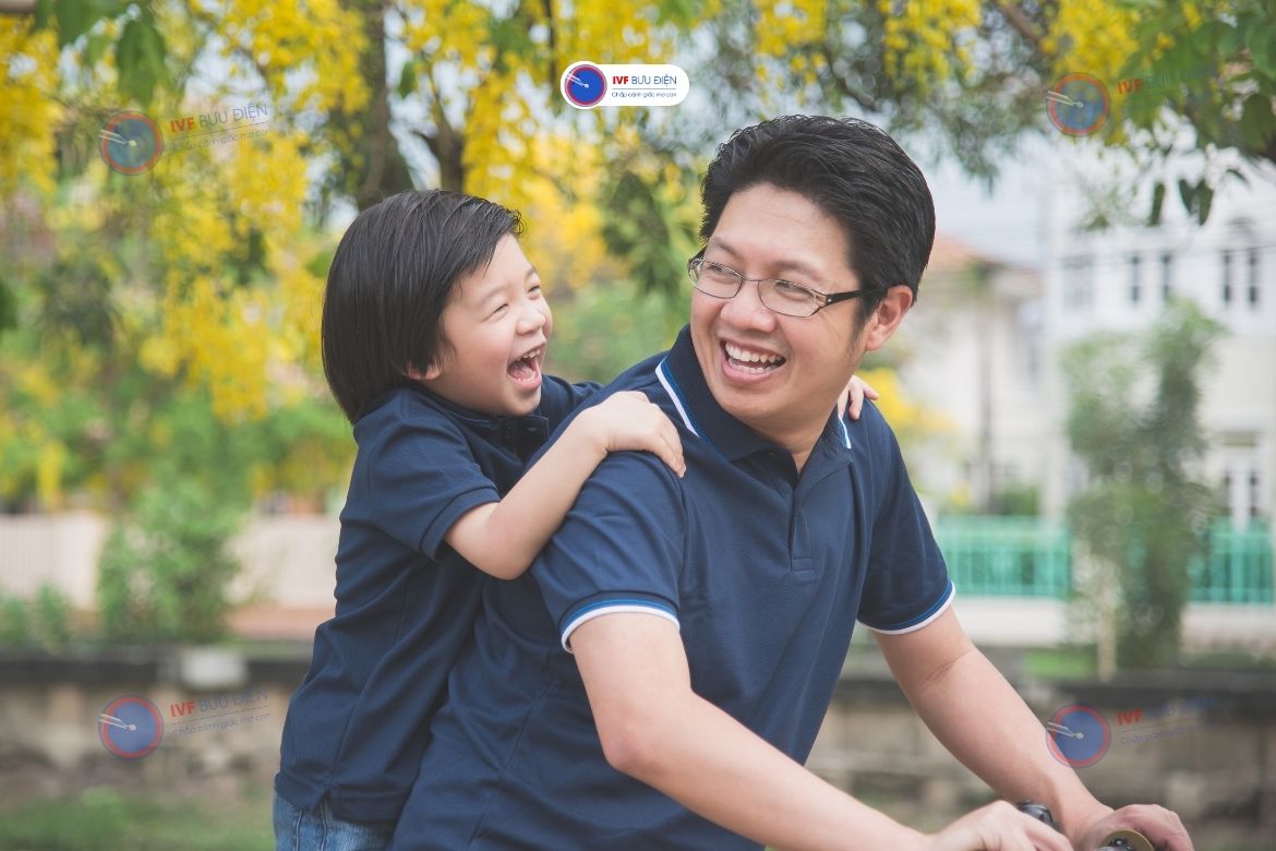 Mổ tinh hoàn ẩn sẽ giúp bảo vệ ước mơ làm cha sau này