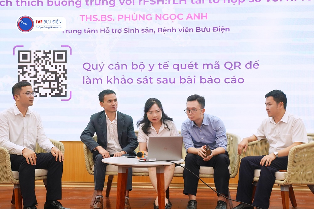 Phần toạ đàm đặt câu hỏi trực tuyến giữa các đồng nghiệp y tế trong lĩnh vực sản khoa rất sôi nổi