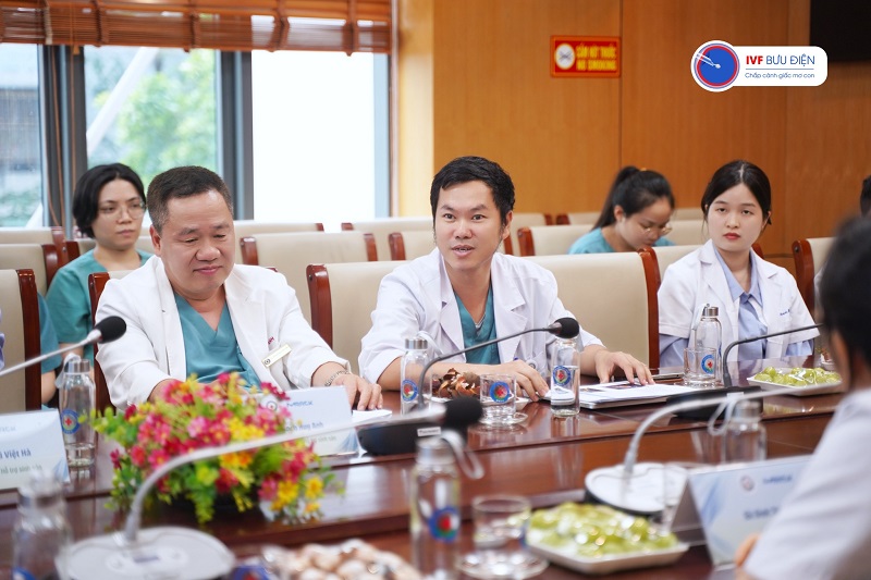 Hội thảo diễn ra sôi nổi với nhiều câu hỏi thực tế từ đội ngũ bác sĩ và chuyên viên phôi học IVF Bưu Điện