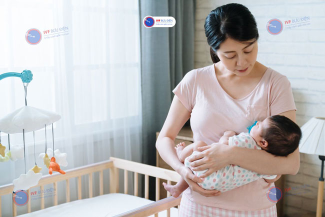 Chị em muốn sinh con nên đợi khoảng 2-3 tháng sau khi tháo vòng tránh thai
