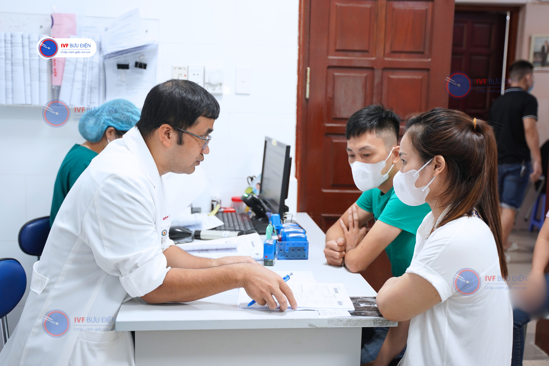 Việc thăm khám phụ khoa định kỳ 3-6 tháng/lần là điều cần thiết để đảm bảo sức khỏe sinh sản.